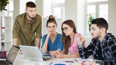 La Generación Z gana menos que los Millennials a la misma edad.